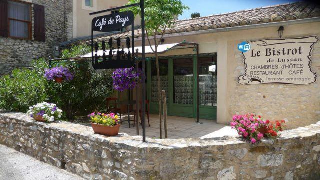 Auberge Le Bistrot De Lussan Lussan  Εξωτερικό φωτογραφία